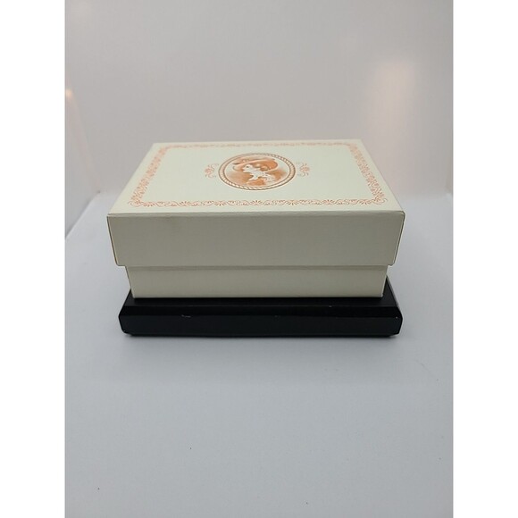 AVON PRESIDENTS CLUB HOLIDAY GIFT STATIONARY Vintage Set Of 25 - Picture 7 of 11